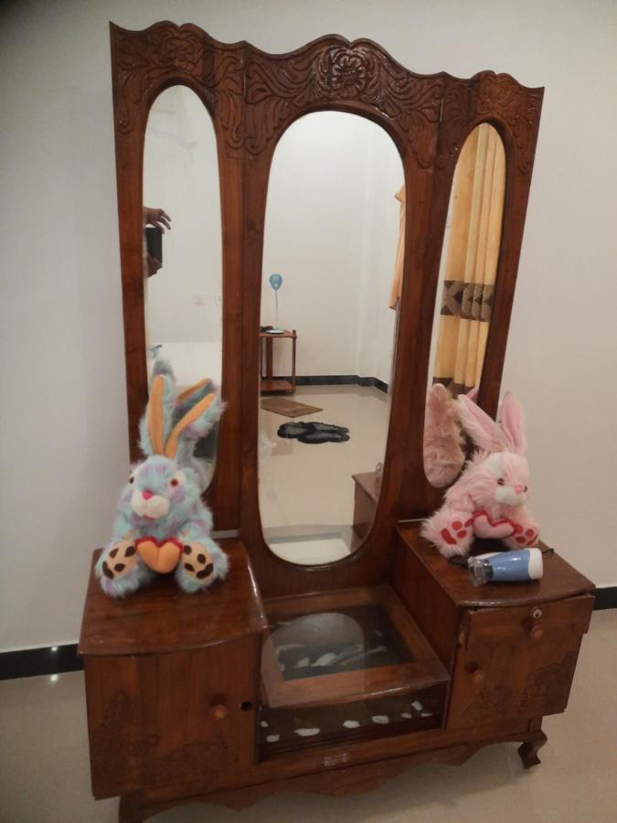 إيلا Dulmini Homestay المظهر الخارجي الصورة